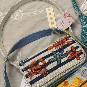 Viral Beaded Sea Life Lobster, Crab, & Starfish Shoulder Bag